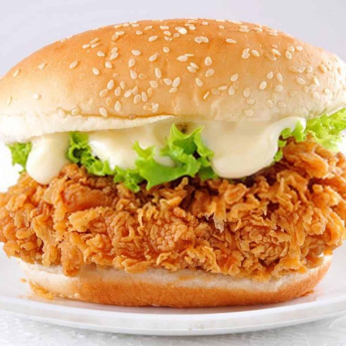 3 Jr. zinger and 1 litr drink